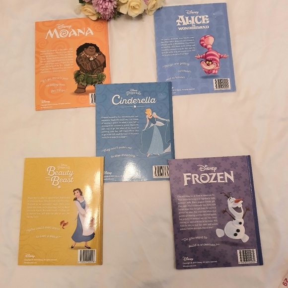 Disney Books x 5 - Picture 3 of 8